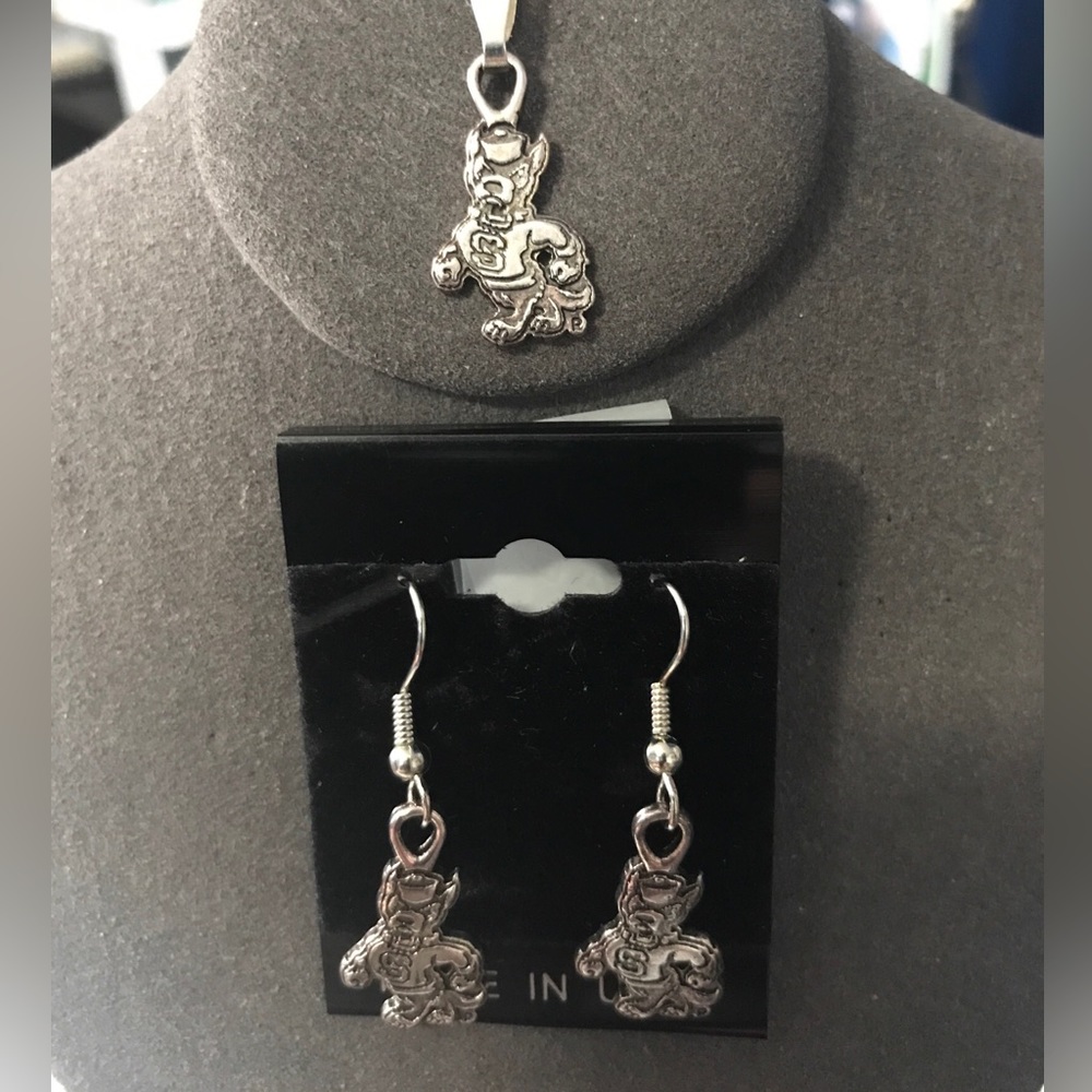 North Carolina State  Wolfpack Necklace And Earrings New Officially Licensed